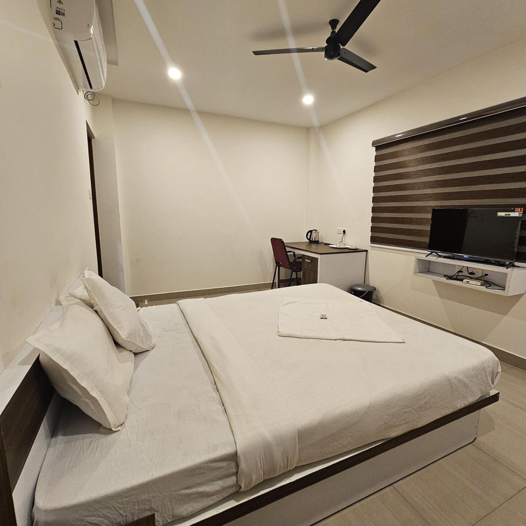 Heres Haut Residency Коччи Экстерьер фото