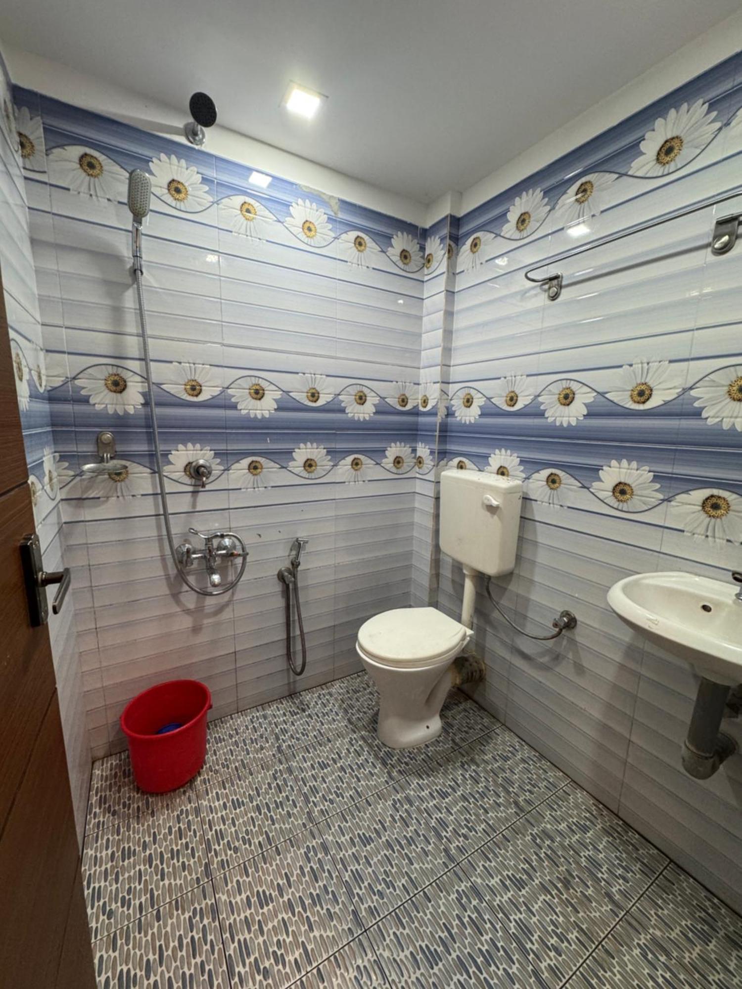 Heres Haut Residency Коччи Экстерьер фото